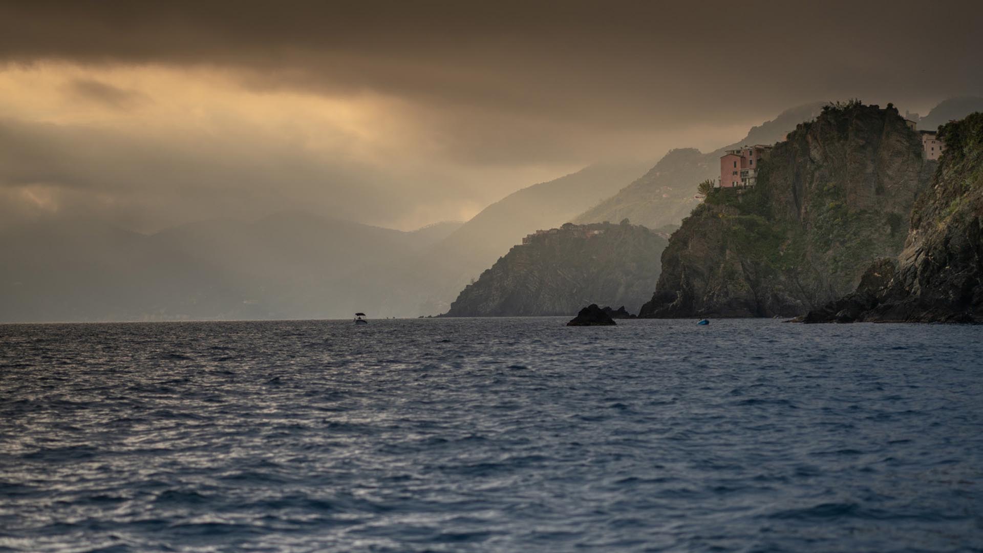 Cinque Terre and Portovenere boat tour